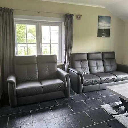 Angelina Villa De Panne